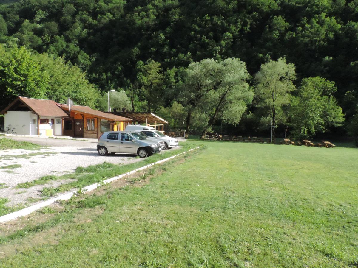 Camp Vrbas Otel Rekavice Dış mekan fotoğraf